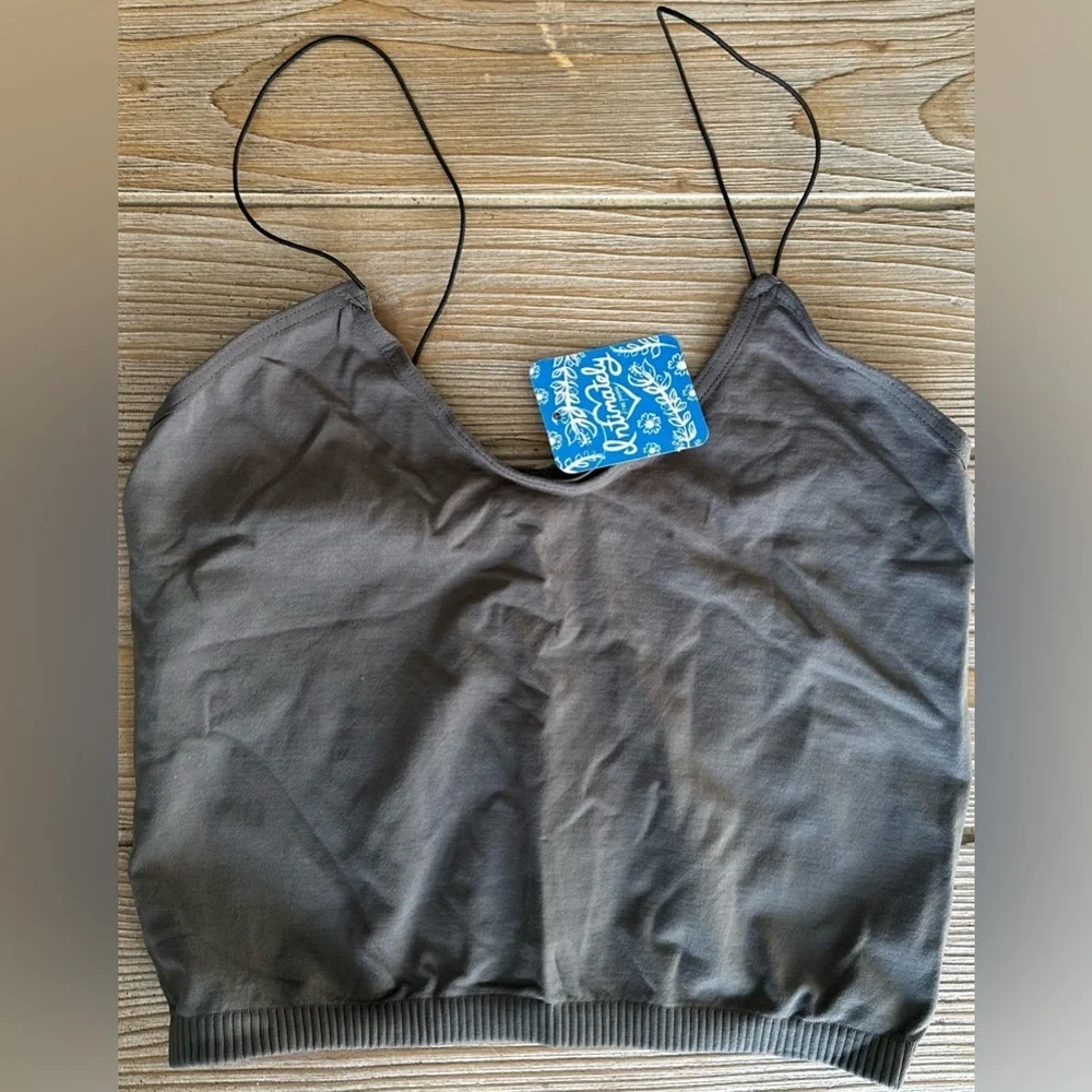 ‼️RARE‼️🎸FREE PEOPLE🎸🔥NWT🔥Skinny Strap Seamless Brami—XS/S